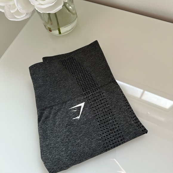 Gymshark Vital Seamless 2.0 Leggings in Charcoal Marl - Picture 3 of 3